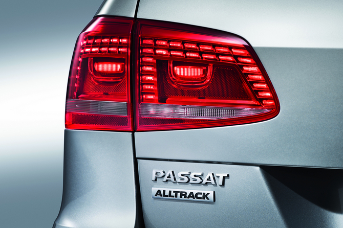 Volkswagen Reveals Passat Alltrak that Lifts Passat Wagon Volkswagen Reveals Passat Alltrak that Lifts Passat Wagon