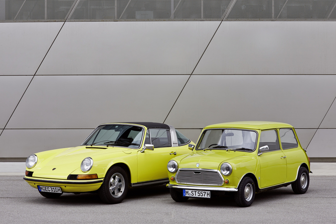 Porsche 911 sales did not start until 1964 Porsche 911 sales did not start until 1964