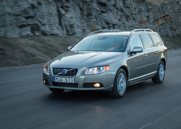 Volvo V70 D4 Summum Volvo V70 D4 Summum