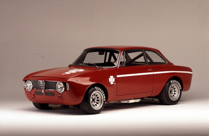 Alfa Romeo Giulia 1300 GTA Junior Alfa Romeo Giulia 1300 GTA Junior