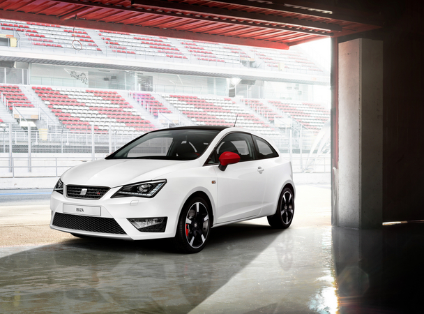 O Ibiza FR mostra as possibilidades dos acessórios da Seat O Ibiza FR mostra as possibilidades dos acessórios da Seat