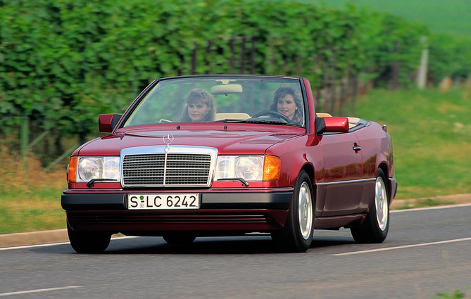 Mercedes-Benz 300 CE-24 Cabriolet Mercedes-Benz 300 CE-24 Cabriolet
