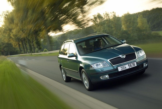 Skoda Octavia Combi 1.6 FSI Tiptronic Skoda Octavia Combi 1.6 FSI Tiptronic