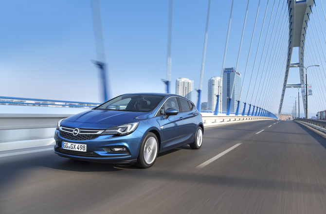 Opel Astra 1.6 CDTI Innovation Opel Astra 1.6 CDTI Innovation