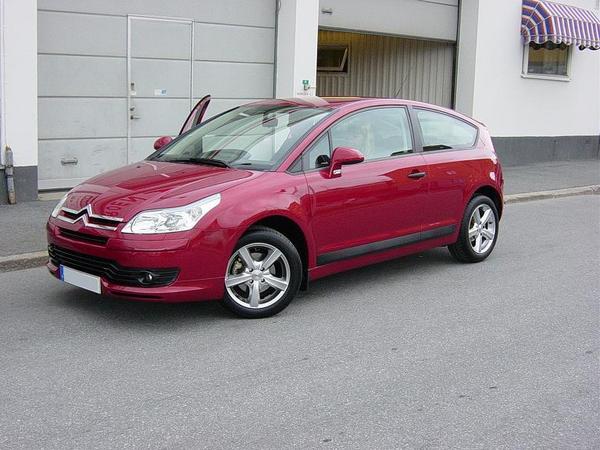 Citroën C4 Coupé 1.6i 16v Automatic Citroën C4 Coupé 1.6i 16v Automatic