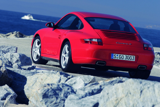 Porsche 911 Carrera 4 Tiptronic Porsche 911 Carrera 4 Tiptronic