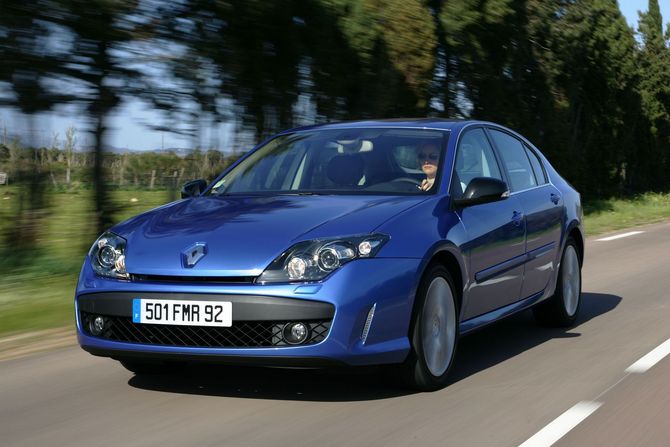 Renault Laguna TCe 170 GT Automatic Renault Laguna TCe 170 GT Automatic