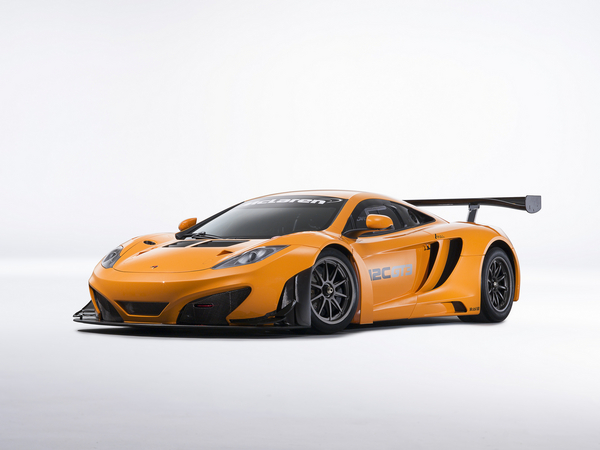 A McLaren acrescentou mais aberturas de arrefecimento para fazer face ao clima das corridas asiáticas A McLaren acrescentou mais aberturas de arrefecimento para fazer face ao clima das corridas asiáticas