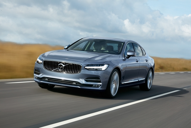 Volvo S90 T6 AWD Momentum Connect Geartronic Volvo S90 T6 AWD Momentum Connect Geartronic