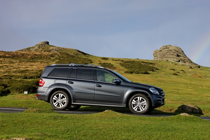 Mercedes-Benz GL350 CDI Blue EFF. Mercedes-Benz GL350 CDI Blue EFF.