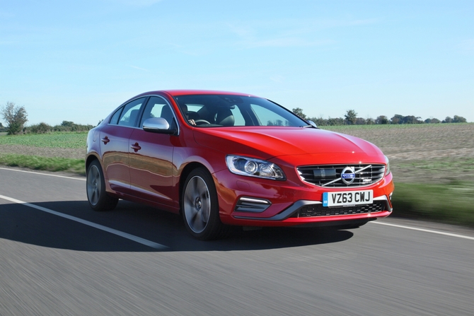 Volvo S60 D4 R-Design S/S Powershift Volvo S60 D4 R-Design S/S Powershift