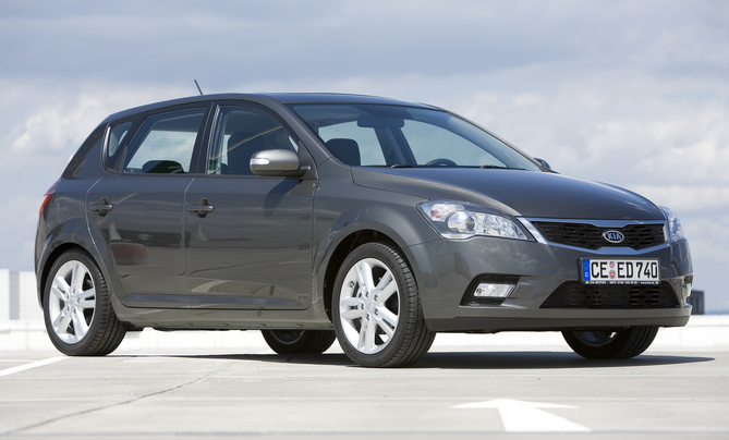 Kia cee�d 1.6 CRDi 90cv LX Kia cee�d 1.6 CRDi 90cv LX