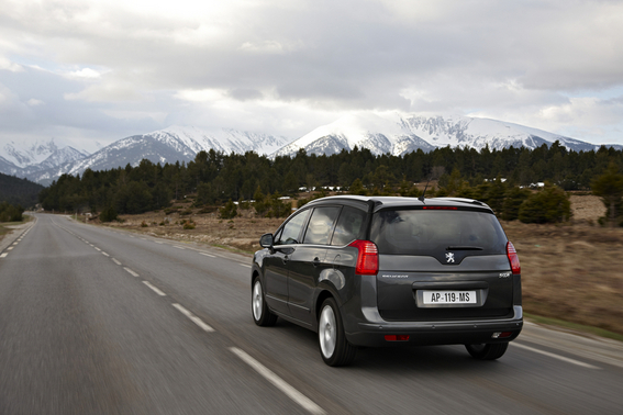 Peugeot 5008 HDi e-HDi FAP STOP&START Access Peugeot 5008 HDi e-HDi FAP STOP&START Access