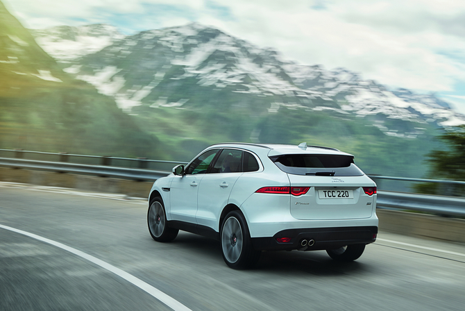 The diesel and V6 petrol complete the range of the F-Pace, both receiving standard all-wheel drive and an automatic eight-speed The diesel and V6 petrol complete the range of the F-Pace, both receiving standard all-wheel drive and an automatic eight-speed