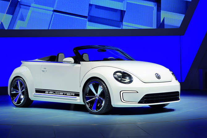 VW cut the roof off of the E-Bugster from Detriot VW cut the roof off of the E-Bugster from Detriot