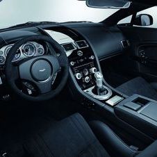 Aston Martin V12 Vantage Carbon Black