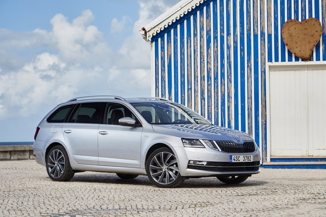 Skoda Octavia Break 1.5 TSI DSG Style Skoda Octavia Break 1.5 TSI DSG Style
