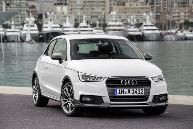 Audi A1 1.6 TDI S tronic Audi A1 1.6 TDI S tronic