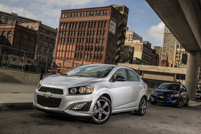 Chevrolet Sonic 1.4 RS Automatic Chevrolet Sonic 1.4 RS Automatic