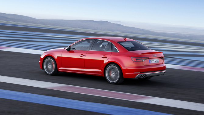Although more powerful, Audi engineers were able to make the engine more efficient than its predecessor Although more powerful, Audi engineers were able to make the engine more efficient than its predecessor