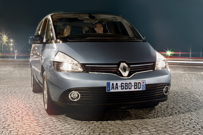 Renault Grand Espace IV 2.0 dCi FAP Initiale Renault Grand Espace IV 2.0 dCi FAP Initiale