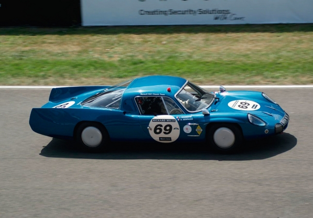 Alpine M65 Alpine M65