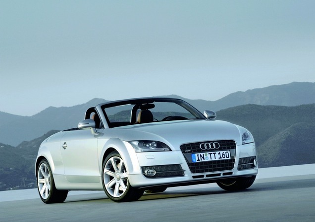 Audi TT Roadster 2.0 TFSI quattro S tronic Audi TT Roadster 2.0 TFSI quattro S tronic
