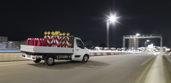 Opel Movano 2 {B} Opel Movano 2 {B}
