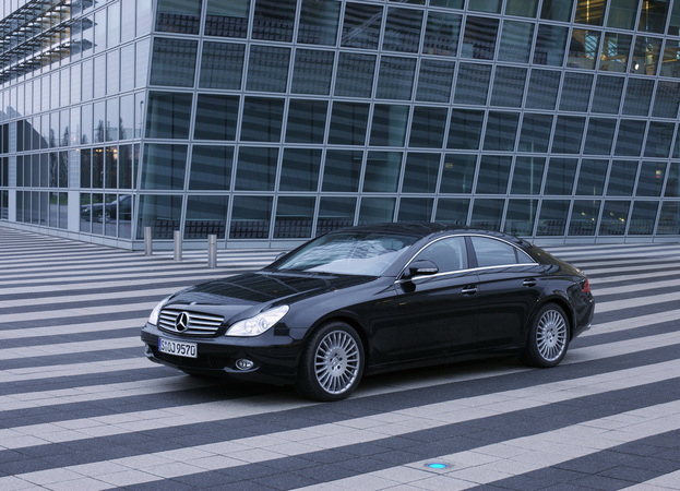 Mercedes-Benz CLS 350 CGI Auto (FL) Mercedes-Benz CLS 350 CGI Auto (FL)