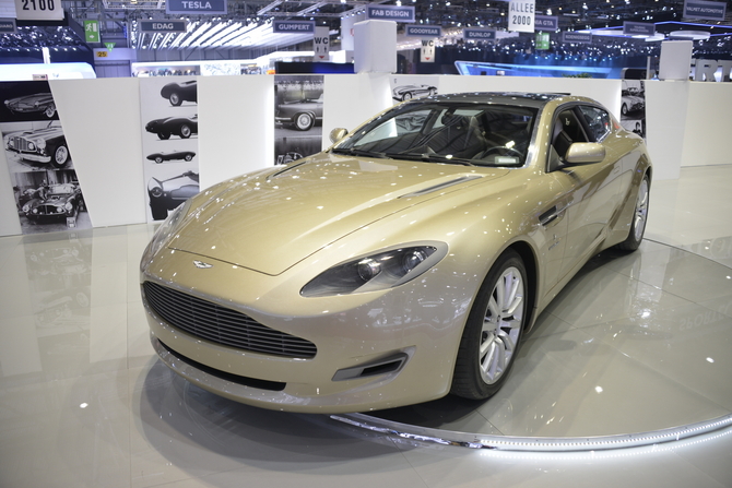 O Jet 2+2 foi apresentado na edição deste ano do Salão Automóvel de Genebra O Jet 2+2 foi apresentado na edição deste ano do Salão Automóvel de Genebra