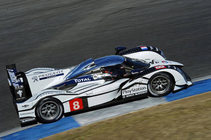 Peugeot Develeoping Hybrid4 for 908 for Racing Next Year Peugeot Develeoping Hybrid4 for 908 for Racing Next Year