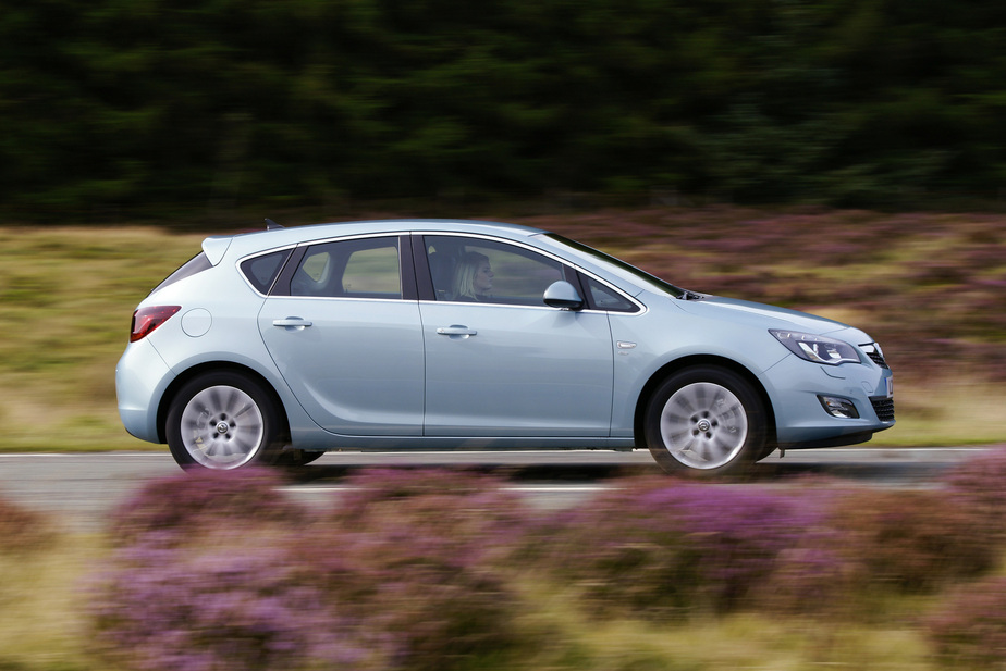 Vauxhall Astra Hatchback 1.3 CDTi Ecoflex ES S/S
