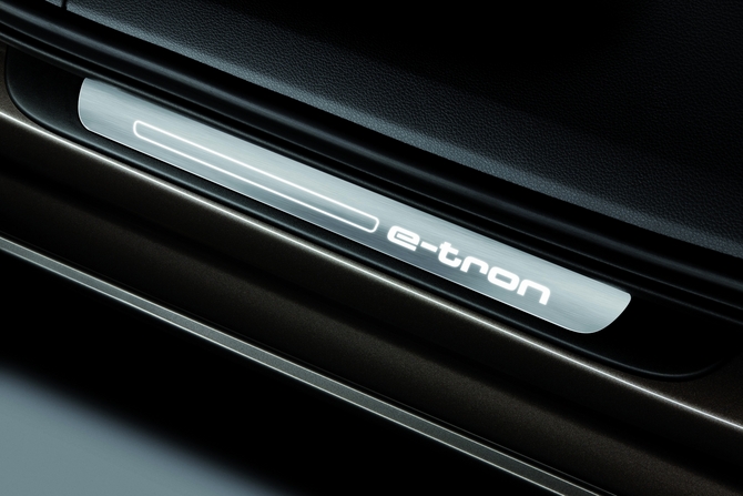 Audi A6 L e-tron Audi A6 L e-tron