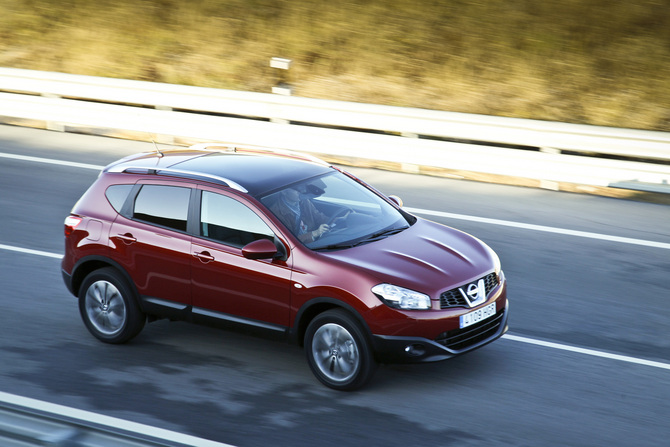 Nissan Qashqai 1.6 4x2 Tekna Premium 360º Nissan Qashqai 1.6 4x2 Tekna Premium 360º
