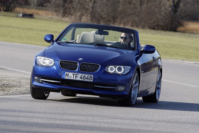 BMW 320d Cabriolet M Sport Edition AT BMW 320d Cabriolet M Sport Edition AT