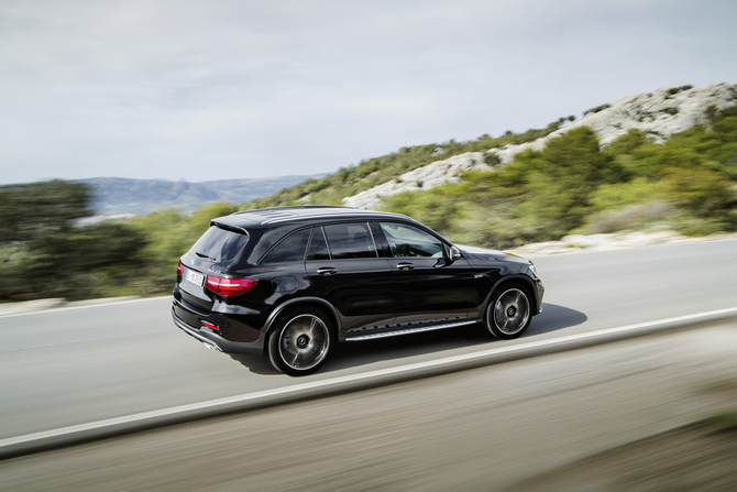 Mercedes-Benz GLC AMG 43 4MATIC Mercedes-Benz GLC AMG 43 4MATIC