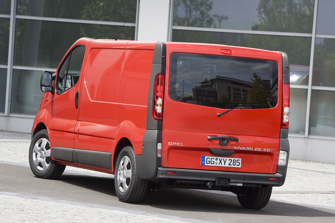 Opel Vívaro Van 2.9T L1H1 2.5 CDTI 146cv Opel Vívaro Van 2.9T L1H1 2.5 CDTI 146cv