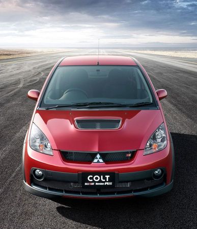 Mitsubishi Colt Ralliart Version-R Mitsubishi Colt Ralliart Version-R