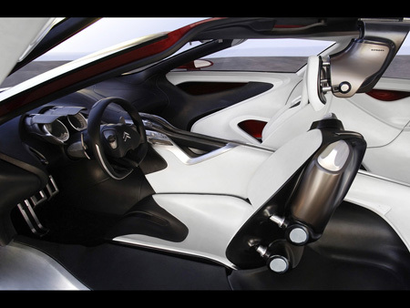 First UK showing of Citroën’s C-Métisse concept supercar First UK showing of Citroën’s C-Métisse concept supercar