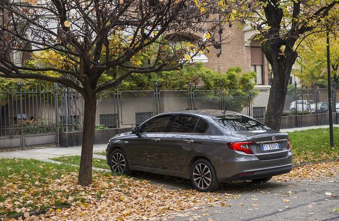 Fiat Tipo 1.3 Multijet 16v Opening Edition Fiat Tipo 1.3 Multijet 16v Opening Edition