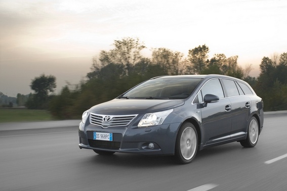 Toyota Avensis Tourer 2.0 D-4D T4 Toyota Avensis Tourer 2.0 D-4D T4