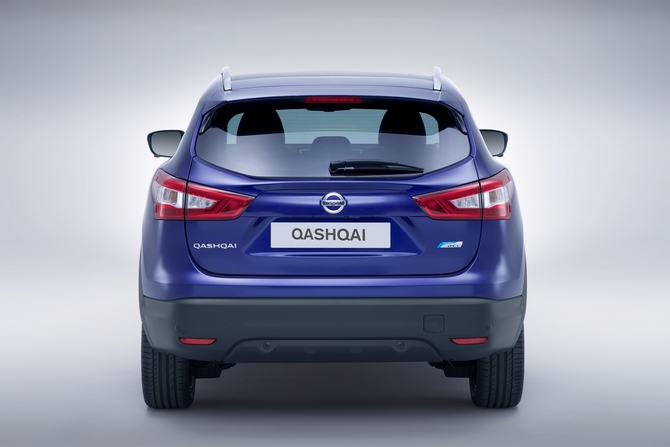 En termes de consommation, le 1.5 dCi devient la nouvelle référence du segment des crossovers avec seulement 3,8 L/100 km En termes de consommation, le 1.5 dCi devient la nouvelle référence du segment des crossovers avec seulement 3,8 L/100 km