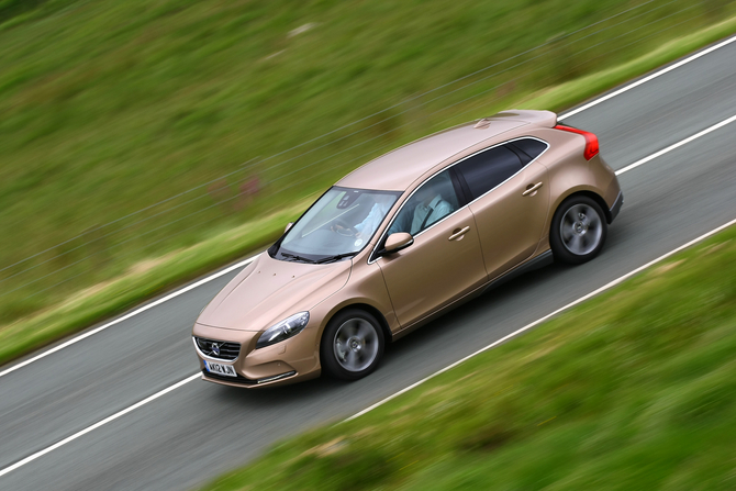 Volvo V40 D4 Summum Geartronic