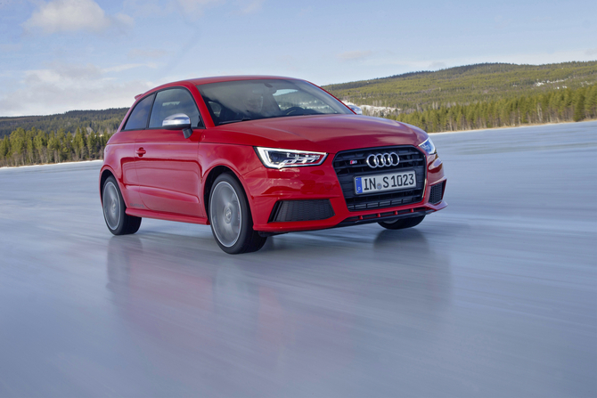 Audi S1 2.0 TFSI quattro Audi S1 2.0 TFSI quattro