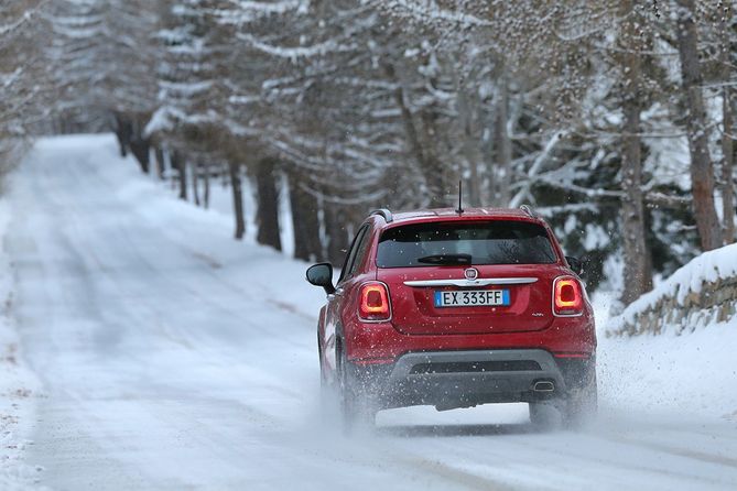 Fiat 500X 1.4 Multiair 4x4 Fiat 500X 1.4 Multiair 4x4