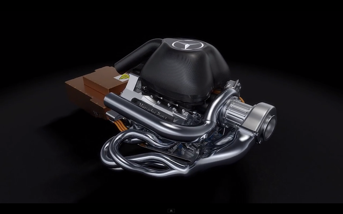 O motor da Mercedes também inclui a bateria de armazenamento de energia O motor da Mercedes também inclui a bateria de armazenamento de energia