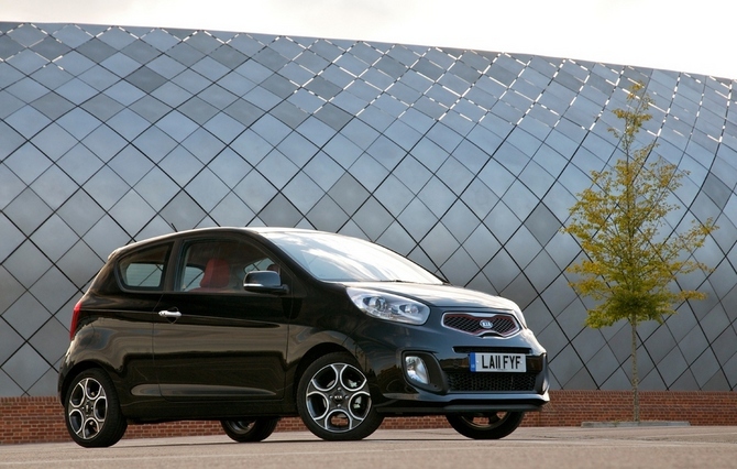 Kia startet Herbstoffensive mit neuen Sondermodellen Kia startet Herbstoffensive mit neuen Sondermodellen