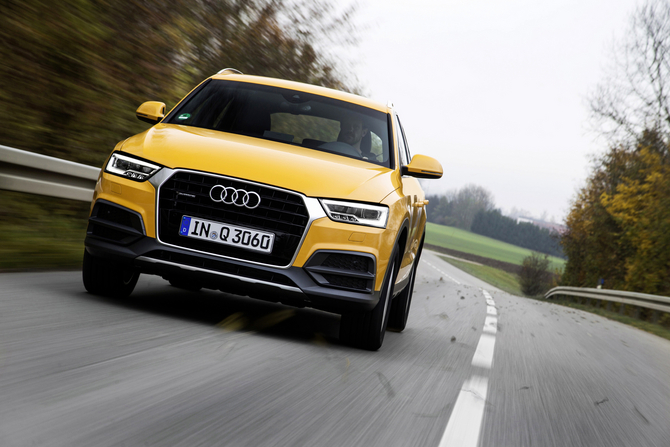Audi Q3 2.0 TFSI quattro S tronic Audi Q3 2.0 TFSI quattro S tronic