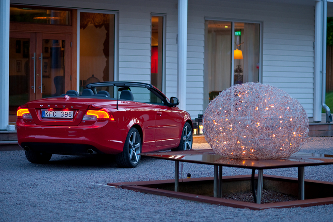 Volvo C70 D4 Momentum Volvo C70 D4 Momentum