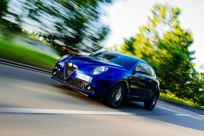 Alfa Romeo MiTo 1.3 JTDM-2 Super Alfa Romeo MiTo 1.3 JTDM-2 Super